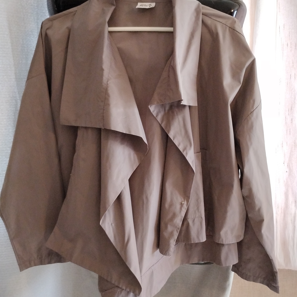 Planet By Lauren G Beige Asymmetrical Jacket.